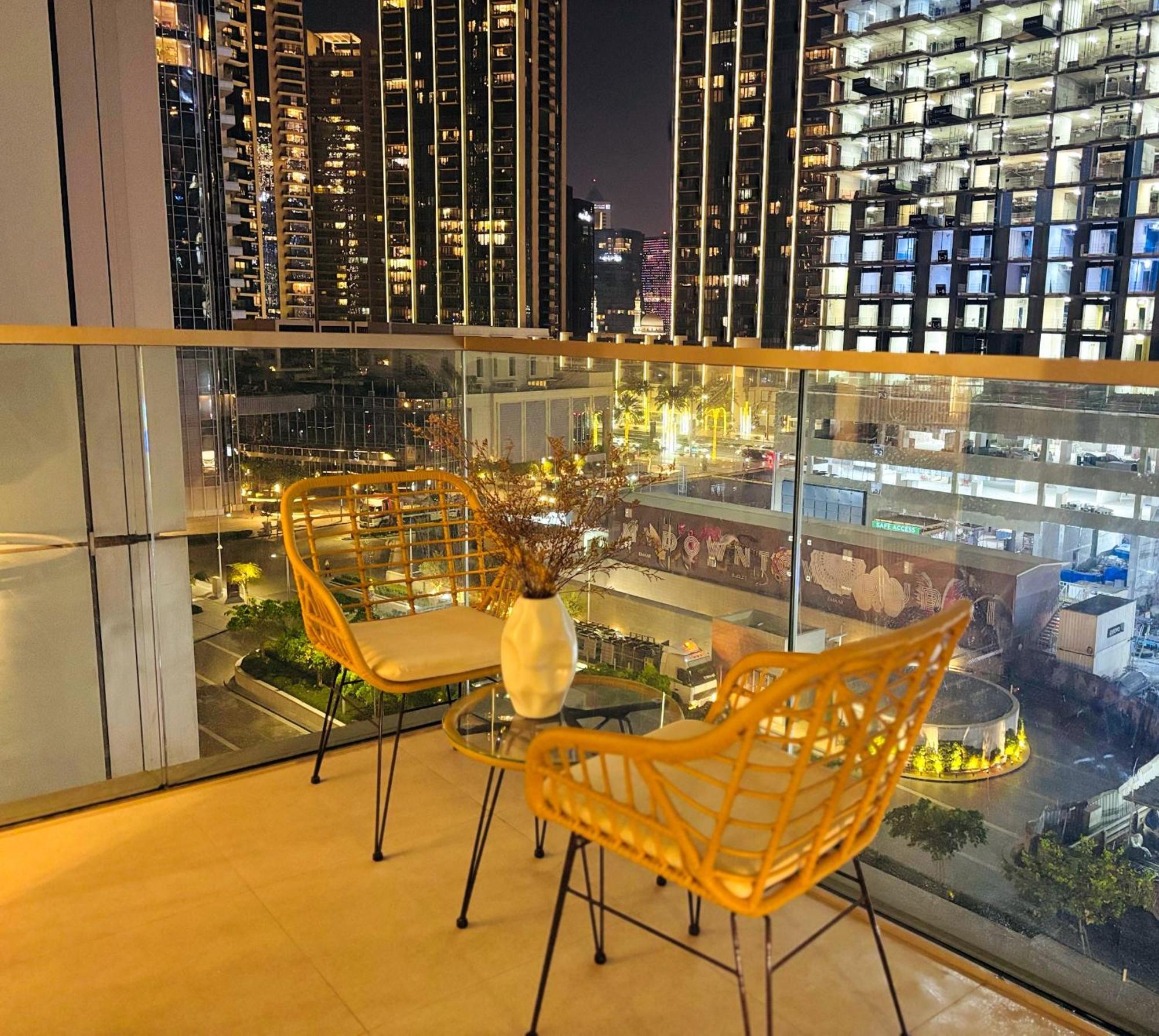 Luxury 1br View Infinity Pool Burj Khalifa With Balcony